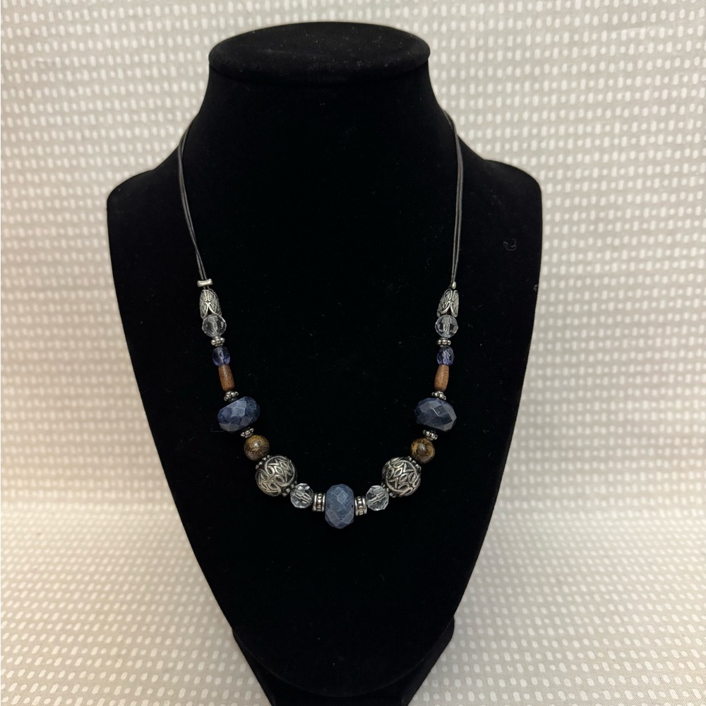 Elegant Blue and Silver Beaded Necklace